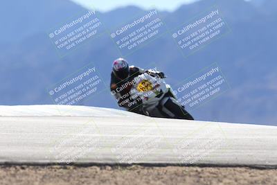 media/Dec-08-2024-CVMA (Sun) [[267e5a7075]]/Race 4-Amateur Supersport Middleweight/